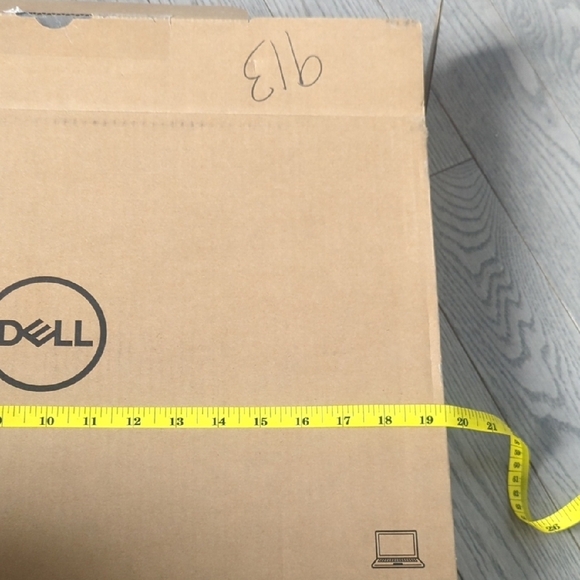 Dell Black Laptop - Premium Performance and Design - Picture 2 of 5